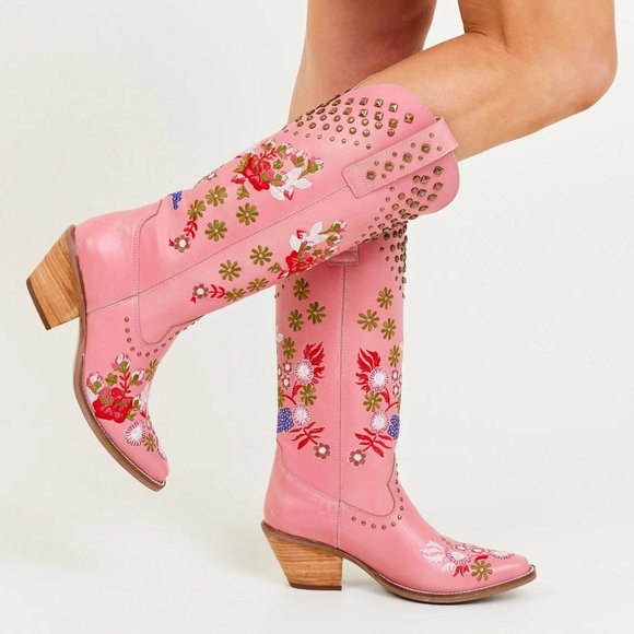 dingo Shoes - NWOT Dingo Poppy Cowgirl Boots Pink